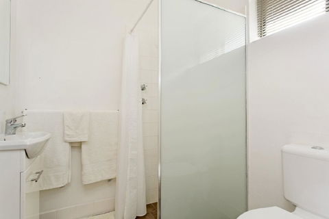 The Ocean Crest - Melbourne 4u 11