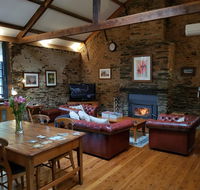William Hunt's Retreat - Cypress Studio - Accommodation Melbourne