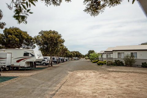 BIG4 Port Hughes Holiday Park - Accommodation Melbourne 8