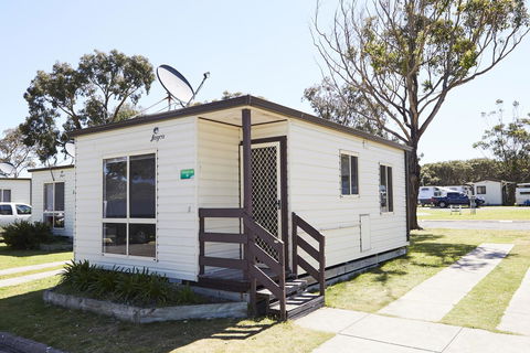 NRMA Victor Harbor Beachfront Holiday Park - Melbourne 4u 40