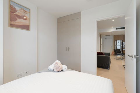 Ther-Rich 2Brm CBD Apartment - Accommodation Melbourne 8