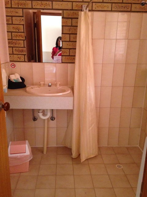 Wudinna Gawler Ranges Motel And Caravan Park - Melbourne 4u 6