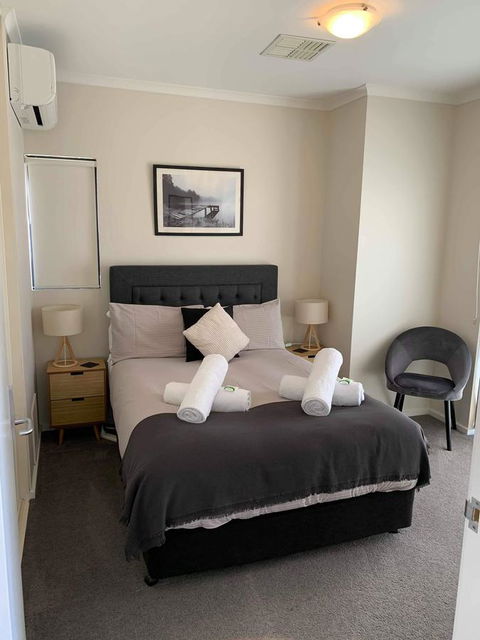Holdfast Shores Apartments - Accommodation Melbourne 2