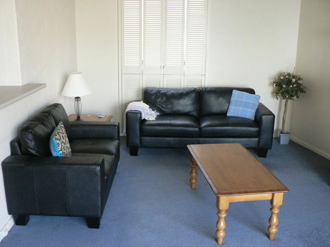 South Esplanade Apartment - Accommodation Melbourne 4