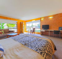 Country Roads Motor Inn Naracoorte - Accommodation Melbourne