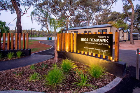 BIG4 Renmark Riverfront Holiday Park - Accommodation Melbourne 27