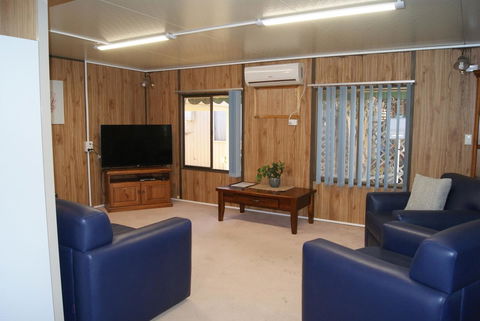 Ardrossan Caravan Park - Melbourne 4u 26
