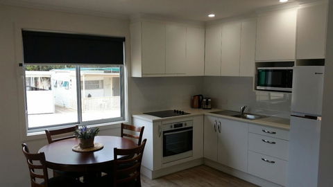 Ardrossan Caravan Park - Melbourne 4u 19