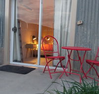 Desert Gum Retreat Gough St - Accommodation Melbourne