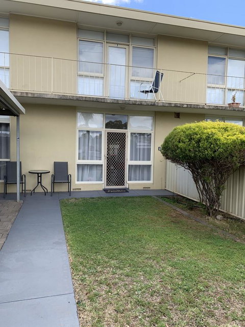 Sunshine Three - Accommodation Melbourne 40