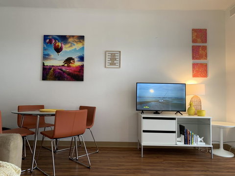 Sunshine Three - Accommodation Melbourne 6