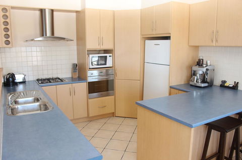 The Lighthouse - Beachfront Accommodation - Accommodation Melbourne 7
