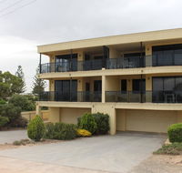 The Lighthouse - Beachfront Accommodation - Accommodation Melbourne