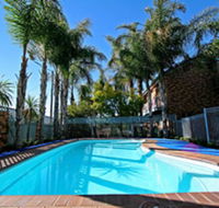 Cattlemans Country Motor Inn  Serviced Apartments - Accommodation Melbourne