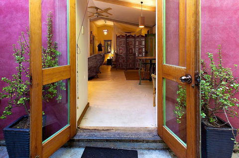 The Lotus Eater - Accommodation Melbourne 23