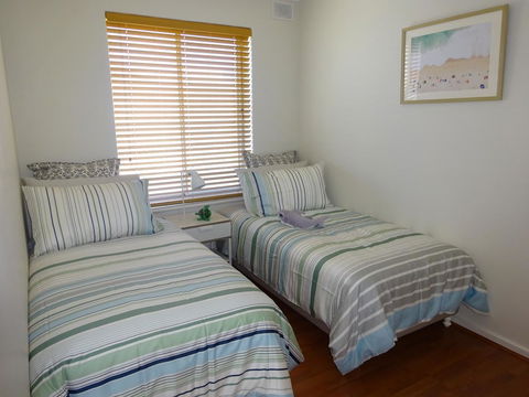 Aurora Holiday Apartment @West Beach - Accommodation Melbourne 10