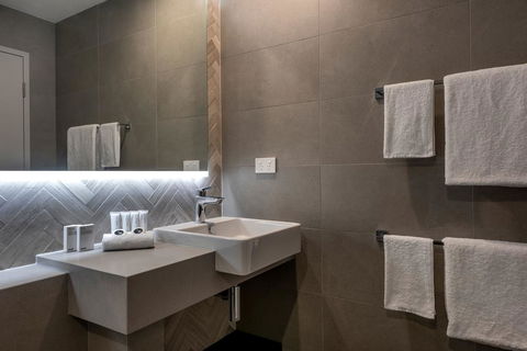 The Adnate Perth - Art Series - Accommodation Melbourne 21