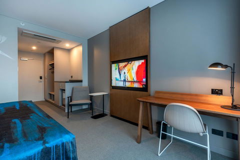 The Adnate Perth - Art Series - Accommodation Melbourne 12