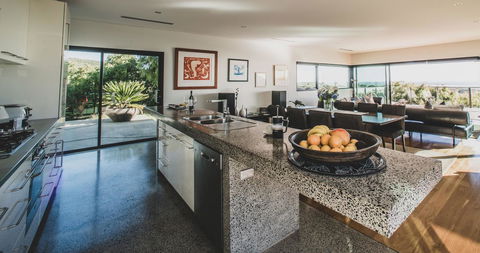 The Roozen Residence - Accommodation Melbourne 4