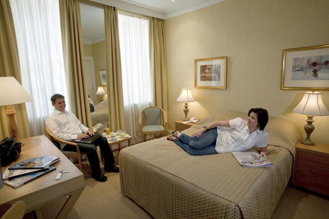 European Hotel - Accommodation Melbourne 8