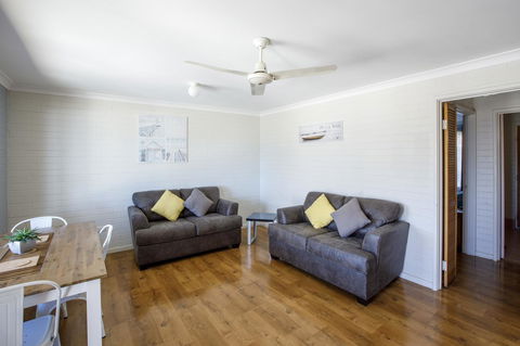 Shark Bay Seafront Apartments - Accommodation Melbourne 14