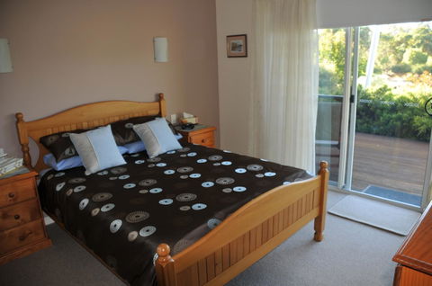 Glenelg On King Bed & Breakfast - Accommodation Melbourne 24