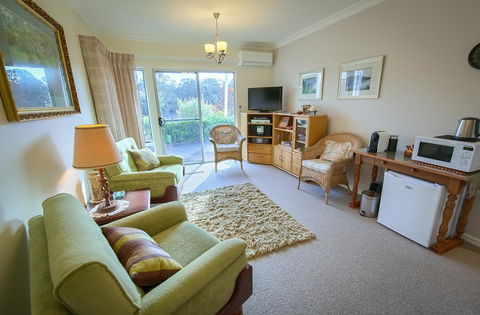 Glenelg On King Bed & Breakfast - Accommodation Melbourne 2