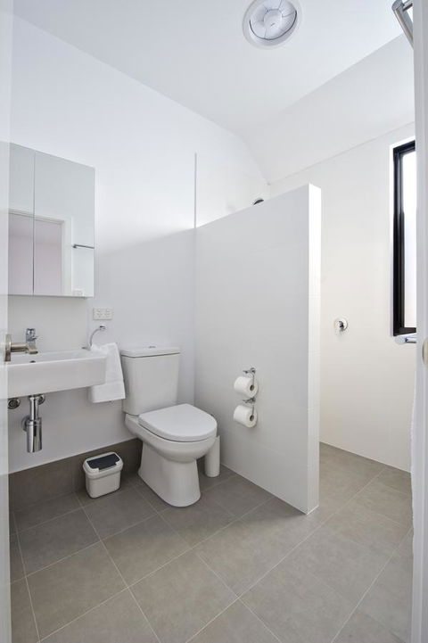 Margaret River Bungalow-1-street - Pet Friendly - Accommodation Melbourne 12