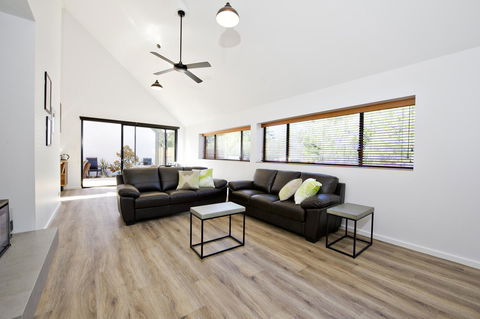 Margaret River Bungalow-1-street - Pet Friendly - Accommodation Melbourne 11