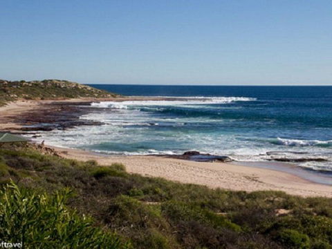 Surf Shack - Melbourne 4u 2