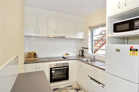 Dolphin Lodge Albany - Self Contained Apartments At Middleton Beach - Accommodation Melbourne 12