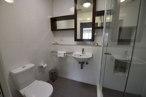 East On Byron - Accommodation Melbourne 9