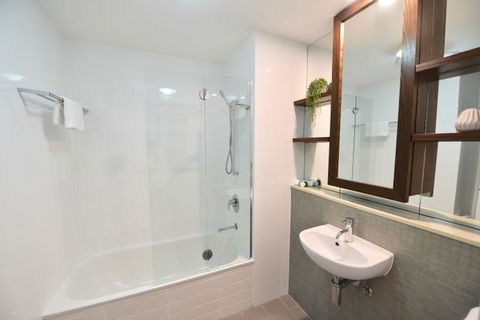 East On Byron - Accommodation Melbourne 32