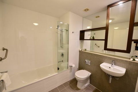 East On Byron - Accommodation Melbourne 6