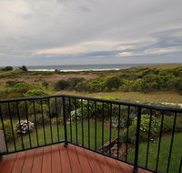 Beachfront Apartments - Accommodation Melbourne