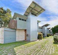 Sun Worship Eco Villas - Accommodation Melbourne