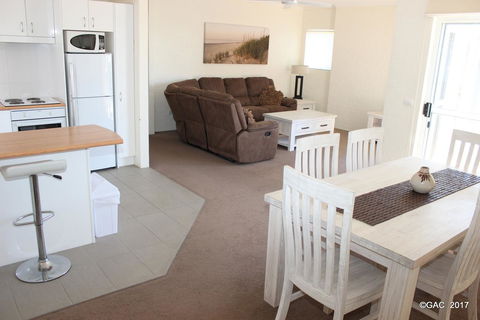 Mollymook Cove Apartments - Accommodation Melbourne 29