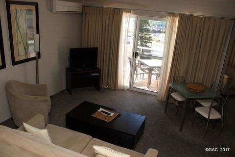 Mollymook Cove Apartments - Accommodation Melbourne 10
