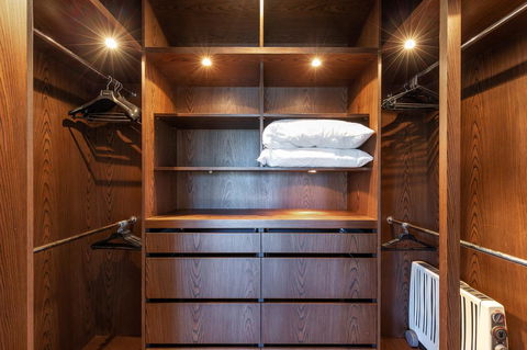 Kensington Self-Contained Modern House (89BROM) - Accommodation Melbourne 19