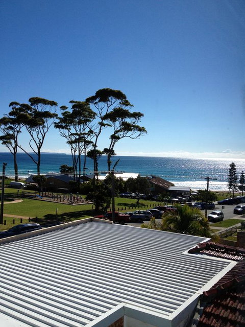 Breakers Apartments - Accommodation Melbourne 3