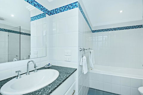 On The Beach Getaway - Accommodation Melbourne 7
