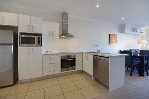 Macquarie Waters Boutique Apartment Hotel - Accommodation Melbourne 18