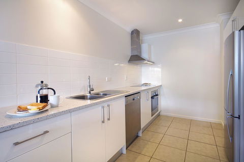 Macquarie Waters Boutique Apartment Hotel - Accommodation Melbourne 17