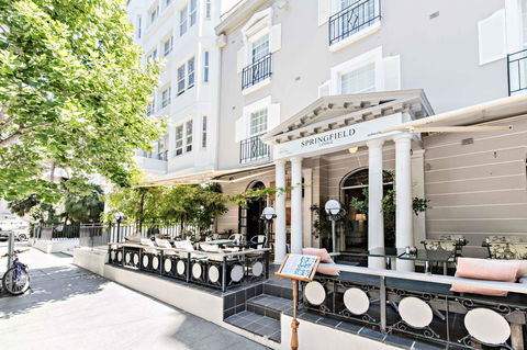 No 9 Springfield - Accommodation Melbourne 4