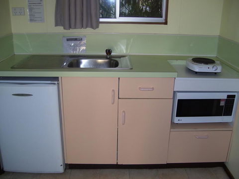 Glenwood Tourist Park & Motel - Melbourne 4u 16