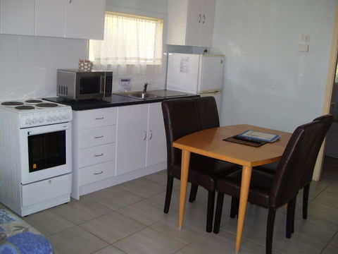Glenwood Tourist Park & Motel - Melbourne 4u 29