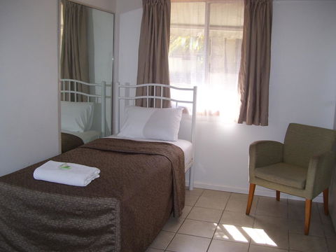 Glenwood Tourist Park & Motel - Melbourne 4u 23