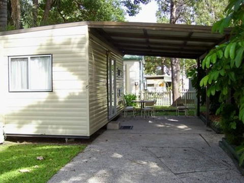 Glenwood Tourist Park & Motel - Melbourne 4u 7