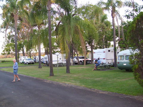Glenwood Tourist Park & Motel - Melbourne 4u 8