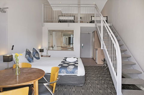 Banjo Paterson Inn - Accommodation Melbourne 2